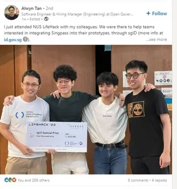 Team photo from LifeHack 2023 with the SGID prize board.